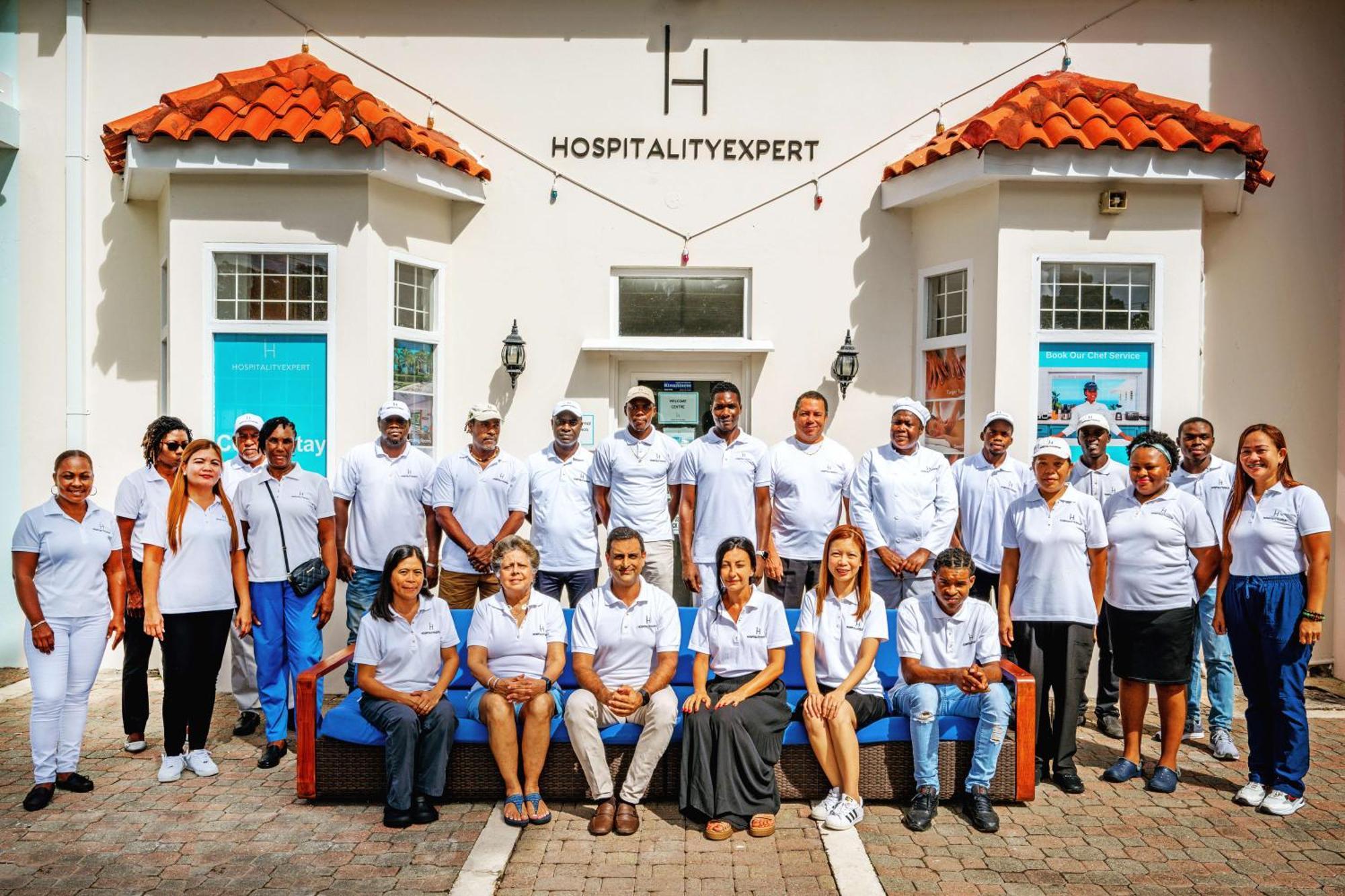 Hospitality Expert Little Waters Villa Негрил Экстерьер фото